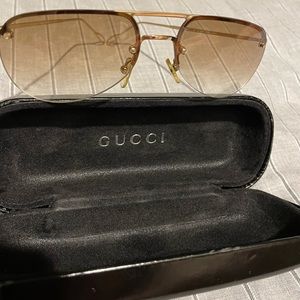 Gucci aviator sunglasses